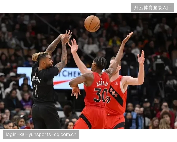 拉塞尔世纪防守！挡到对手崩溃